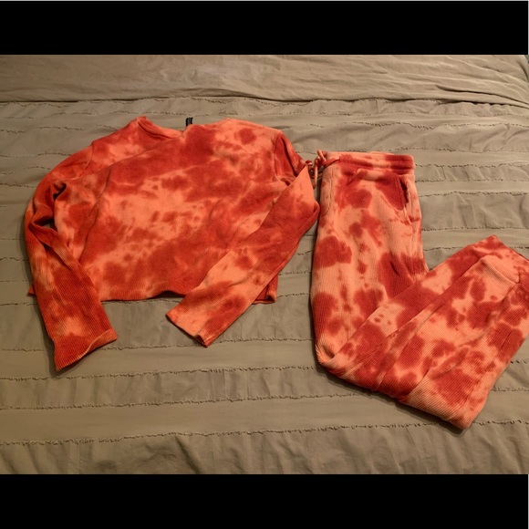 Tie dye waffle sweatsuit - Picture 1 of 2